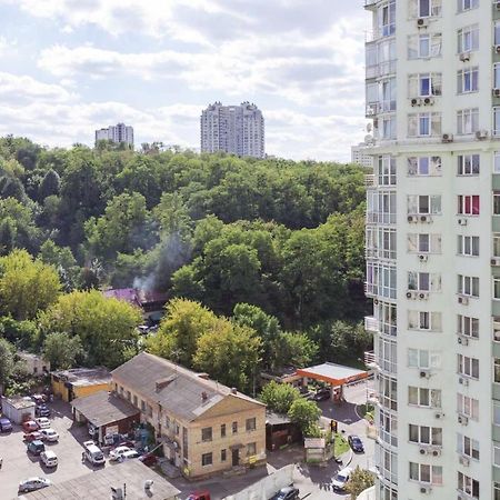Navit Apartments With Breakfast, Near The Railway Station, The City Center And The Park Kiev Dış mekan fotoğraf