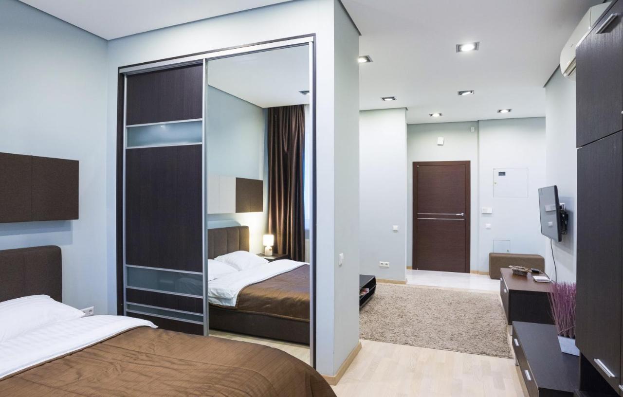 Navit Apartments With Breakfast, Near The Railway Station, The City Center And The Park Kiev Dış mekan fotoğraf