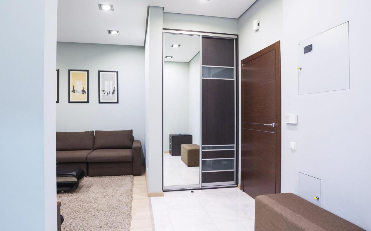 Navit Apartments With Breakfast, Near The Railway Station, The City Center And The Park Kiev Dış mekan fotoğraf